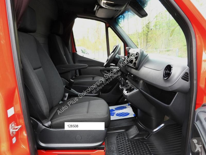 Véhicule utilitaire Mercedes SPRINTER 316  8...