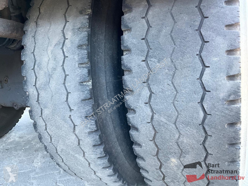 Camion Volvo 480 	10x4 Euro 5 Bladgeveerd met...