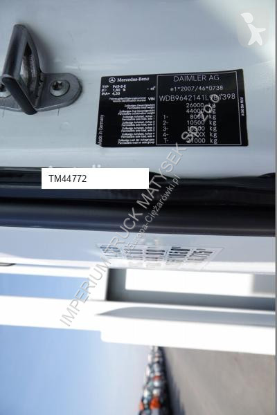 Kamion Mercedes 144 DS-4