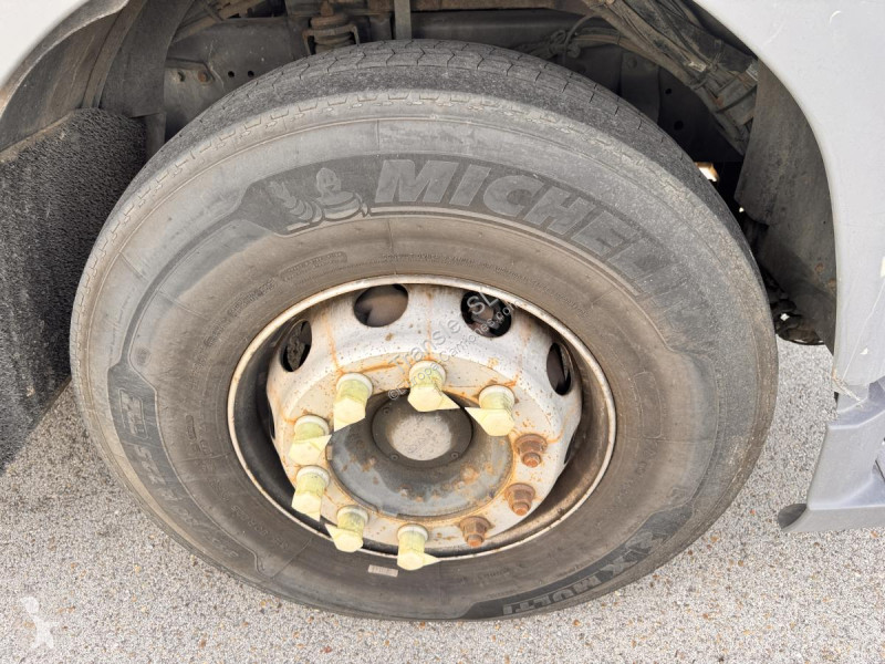 شاحنة DAF FAN 85460