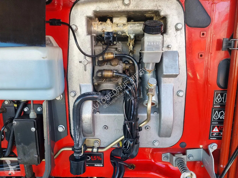 شاحنة Iveco EUROFIRE/ 95E18 4x4 FIRETRUCK /...
