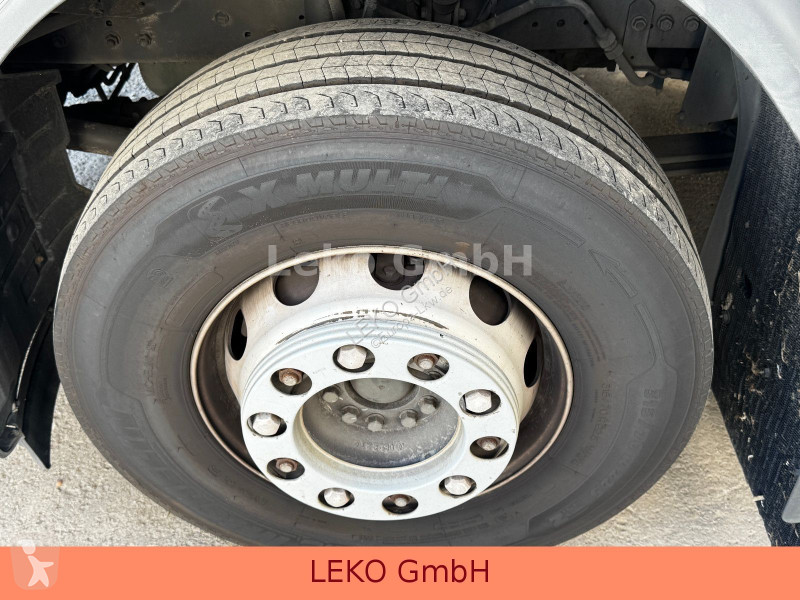 شاحنة Volvo FE 260-2units Mit Carrier Sp 950Mt
