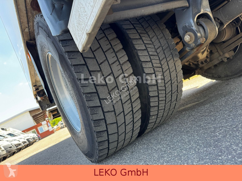شاحنة Renault D  280.19 Mit Carrier Sp 1150Mt