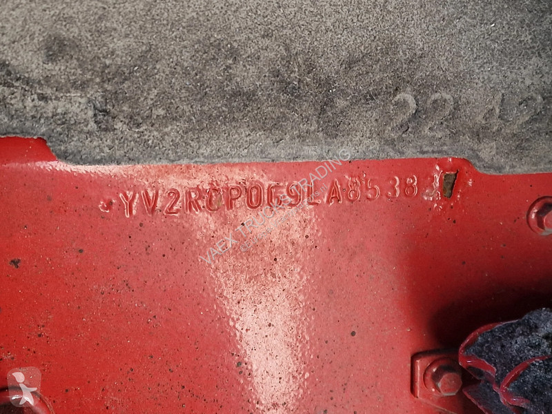شاحنة Volvo 16750 Globetrotter 8x4*4 - Chassis...