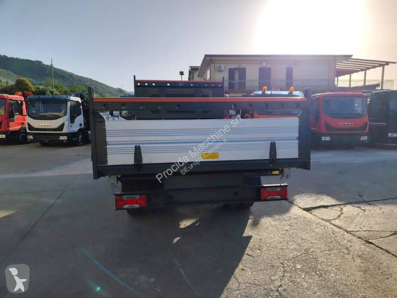 شاحنة Iveco