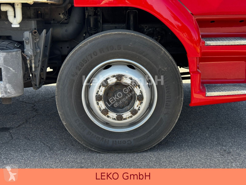 شاحنة DAF 210 FA  Fleischhacken ( MEAT )