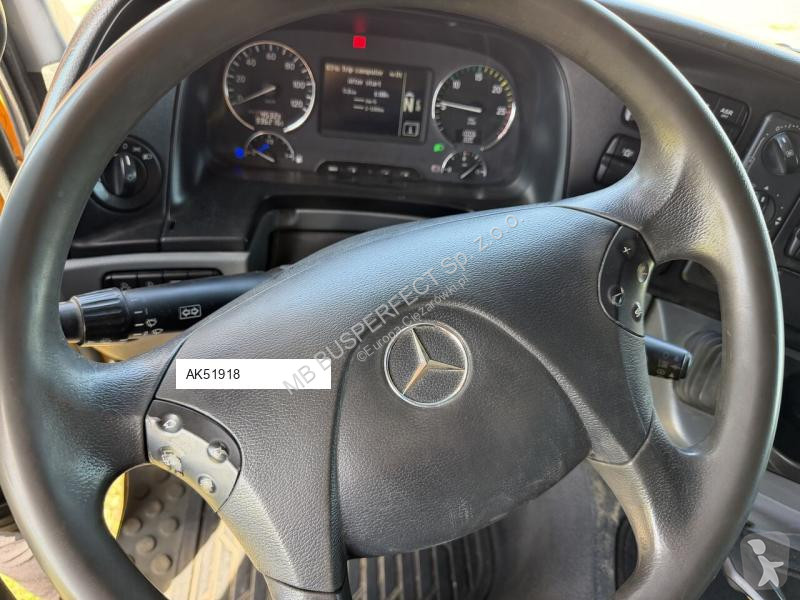 شاحنة Mercedes Pk12002