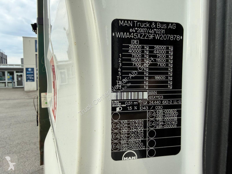 Camion MAN TGX  24.440 XXL BDF Komplettzug inkl...