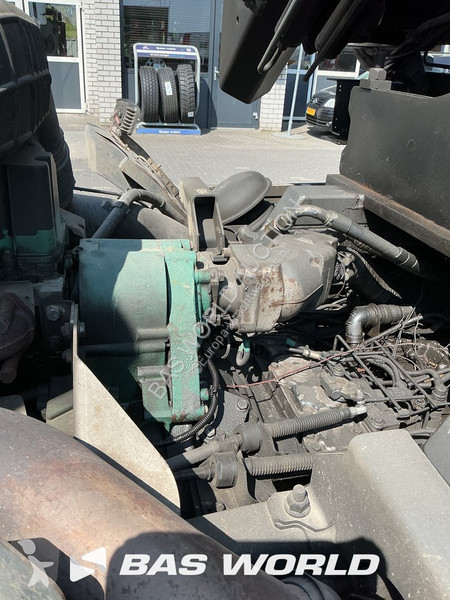 Camion Volvo 320