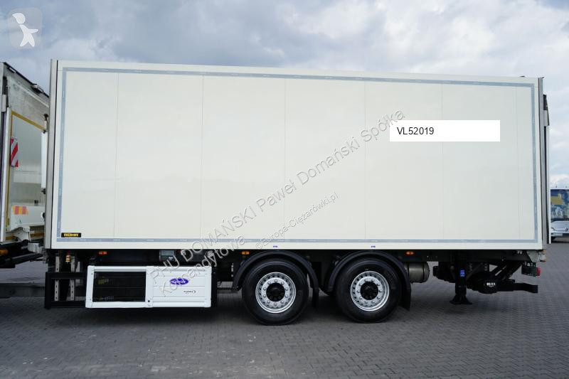 Camion Mercedes ACTROS / 2540 / ACC / E 6 /...