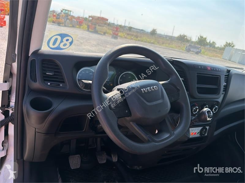 Camion Iveco 19-8,5 HQ 19 m on Iveco 35-140...