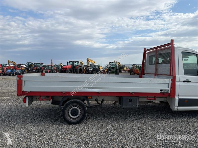 Volkswagen CRAFTER 35 Flatbed Truck truck
