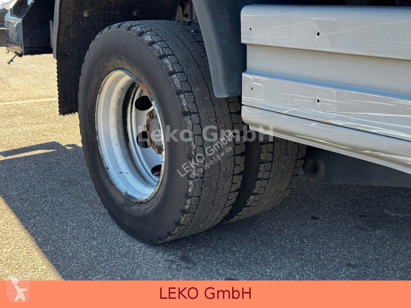 Camión Mercedes 1218