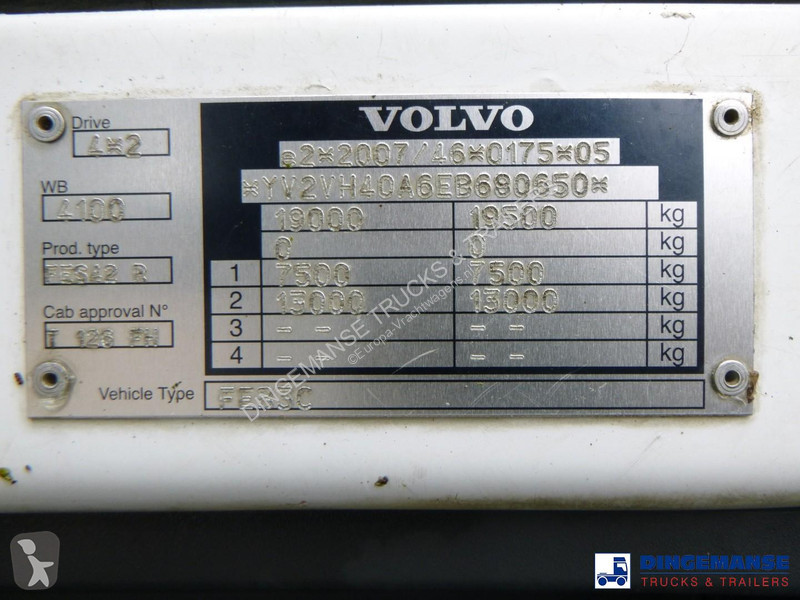 Kamion Volvo 13.4 m3 / 4 comp / ADR 19-01-2027