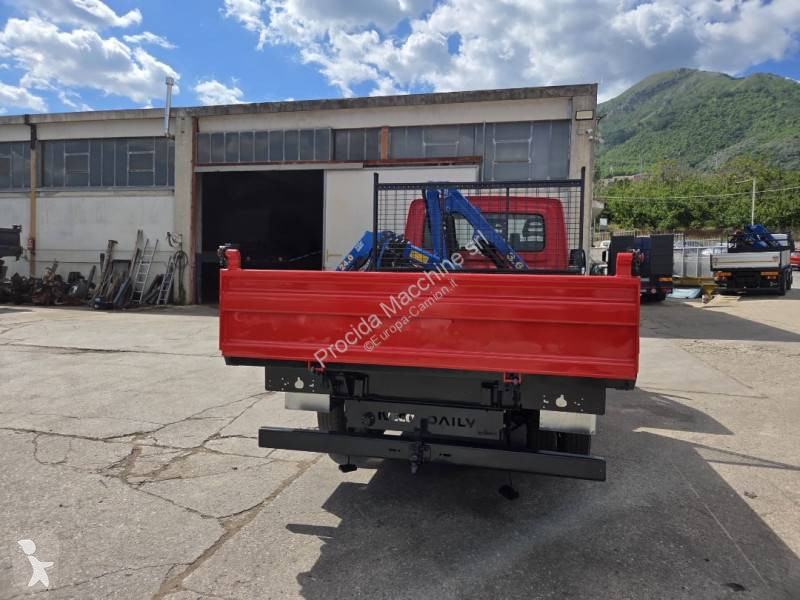 Véhicule utilitaire Iveco 35C12