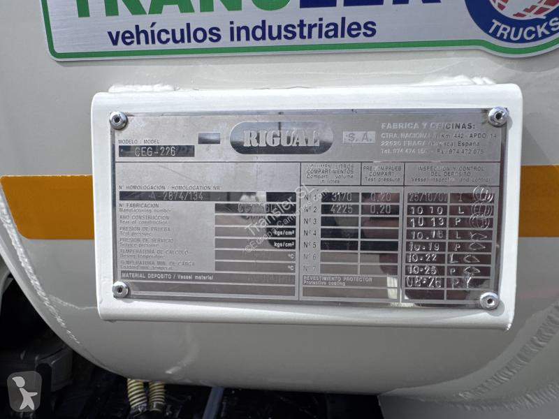 Camión Renault 240.12