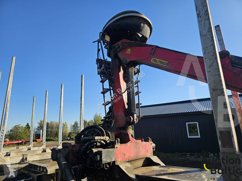 Volvo 540 truck