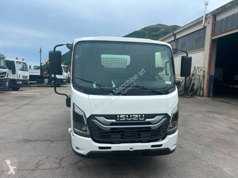 Kamion Isuzu