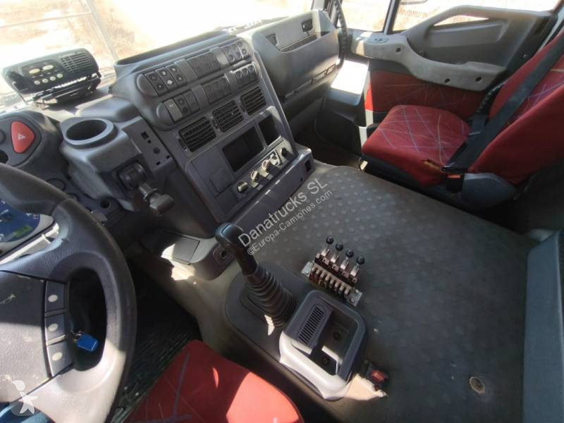 Iveco 260 E 35 truck