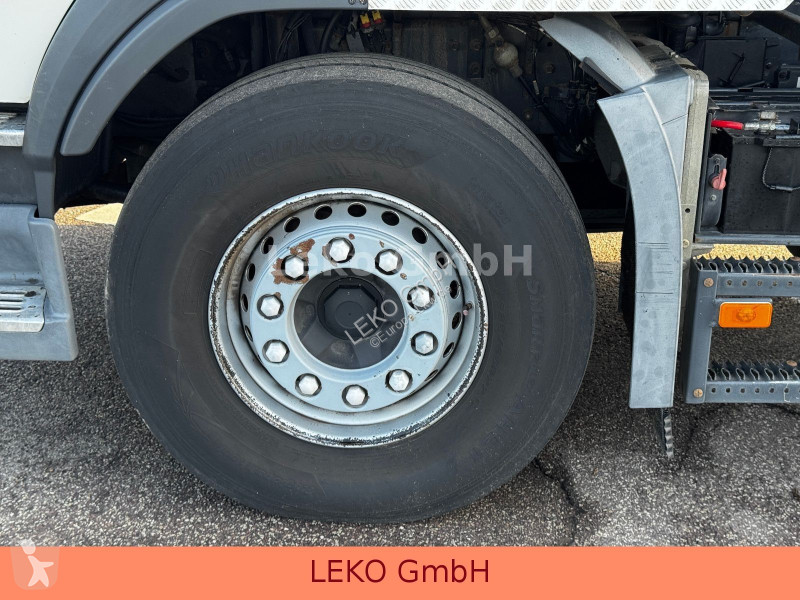 Teherautó Volvo 420 Liftachse