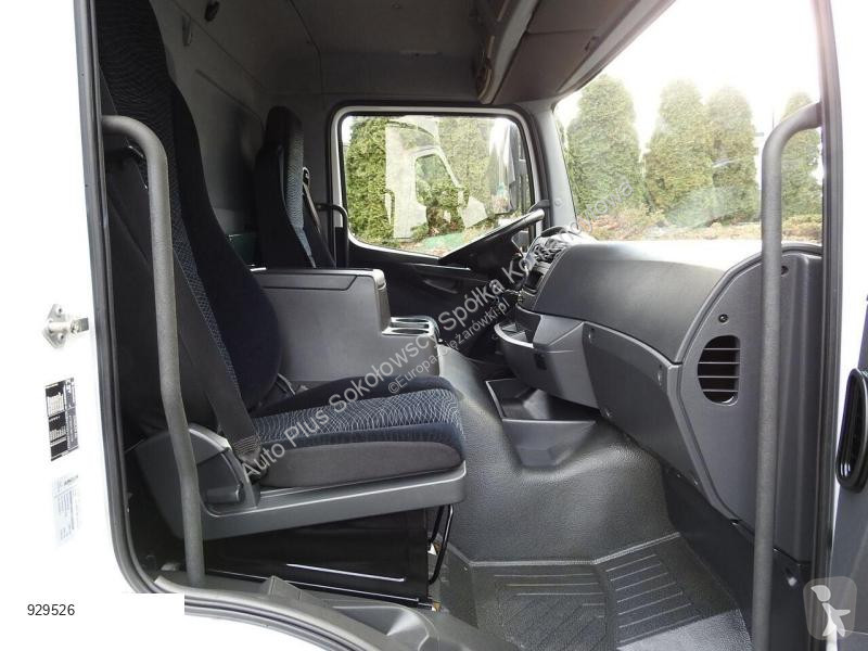 Camion Mercedes ATEGO 12.24 KONTENER WINDA 18...