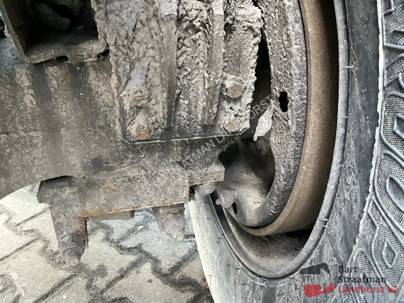 Kamion Volvo 10X4R Euro 5 met 30T HTS Kabel...