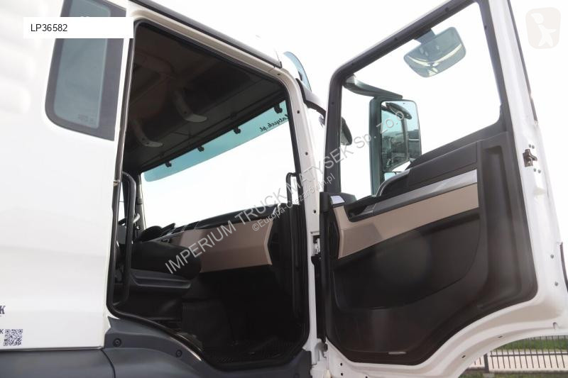 Vrachtwagen MAN TGS 26.460