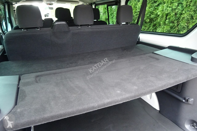 Véhicule utilitaire Renault TRAFIC L2H1 2.0dci...