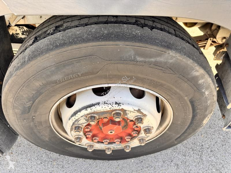 Camion Iveco 180E 28 ML