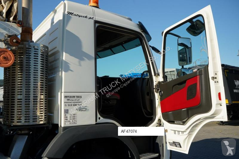 Kamion Volvo FMX 450