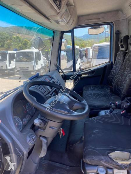 شاحنة Iveco