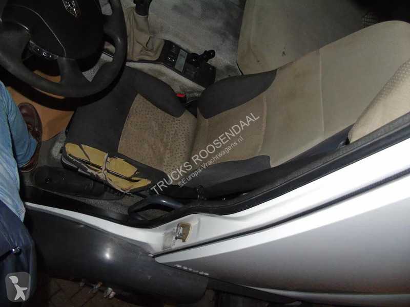 شاحنة Renault 410DXI + 8X4 + MANUAL + SPRING