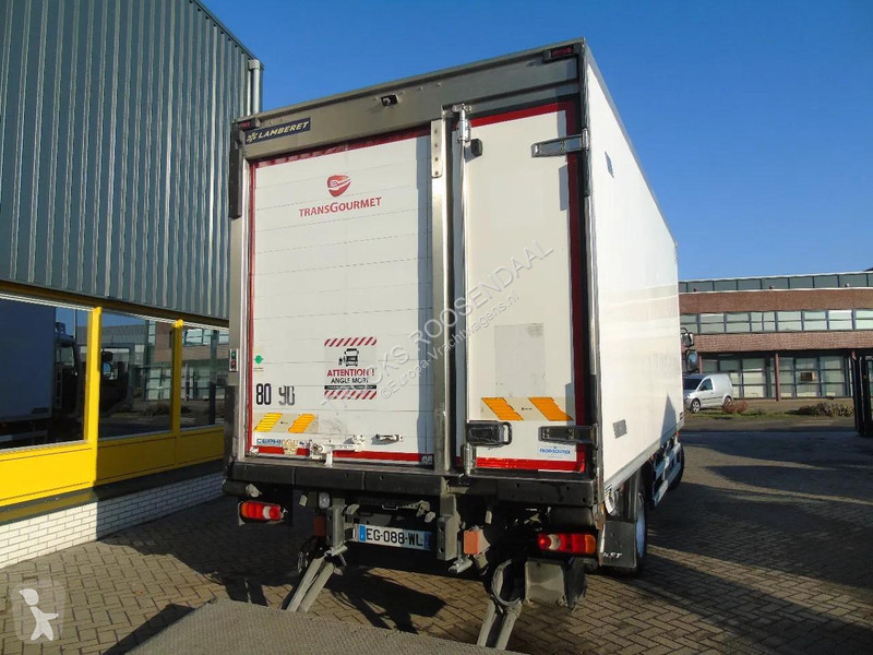شاحنة Volvo 14.210 + ATP/FRC + CARRIER + LIFT +...