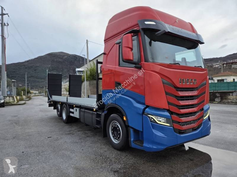 شاحنة Iveco