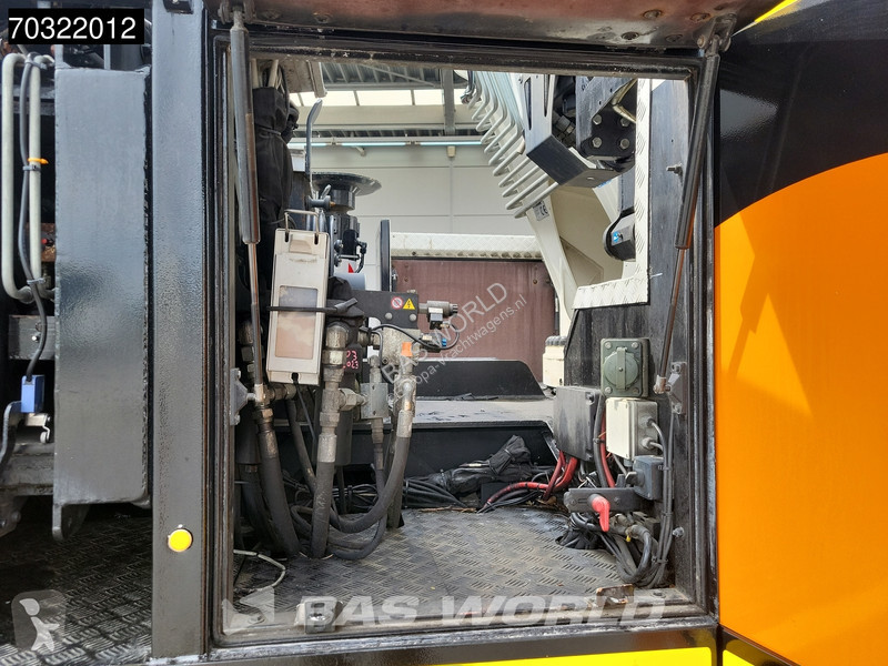 شاحنة Volvo 650 10X4 EFFER 2655 7S + 6S Jib...