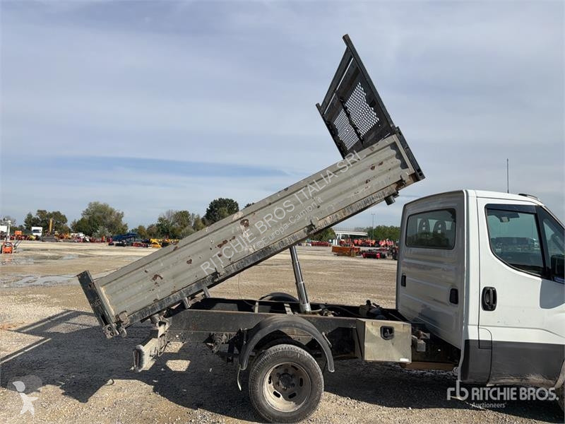 Camión Iveco 35-12