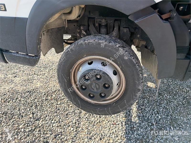 Lastbil Nissan Multitel HX200 20 m on Nissan...