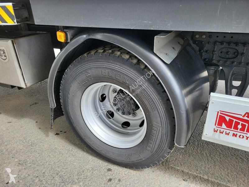 Camion MAN 15.250