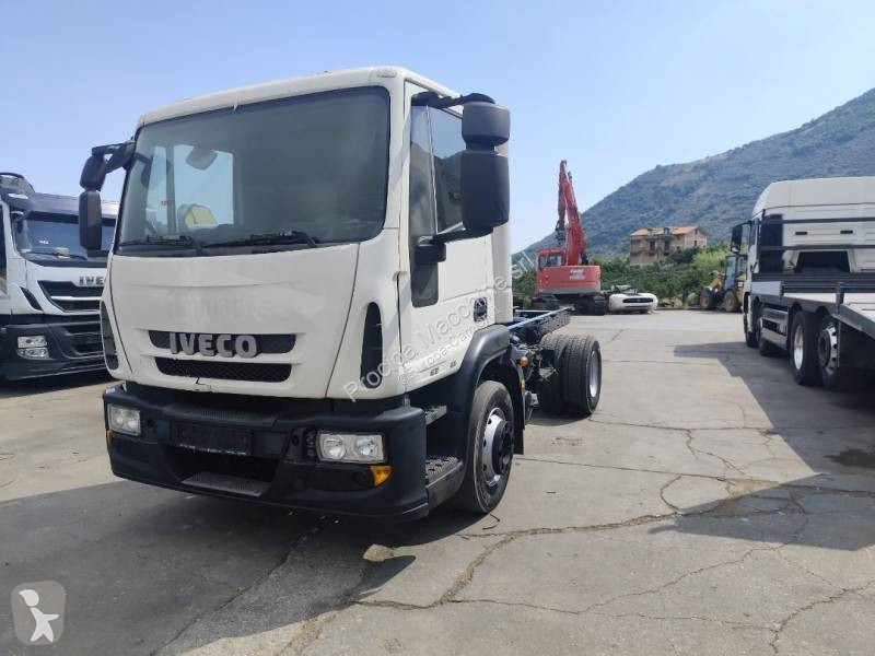 Camion Iveco 150 E 22