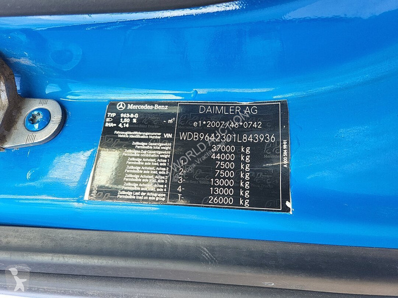 Lastbil Mercedes 3245