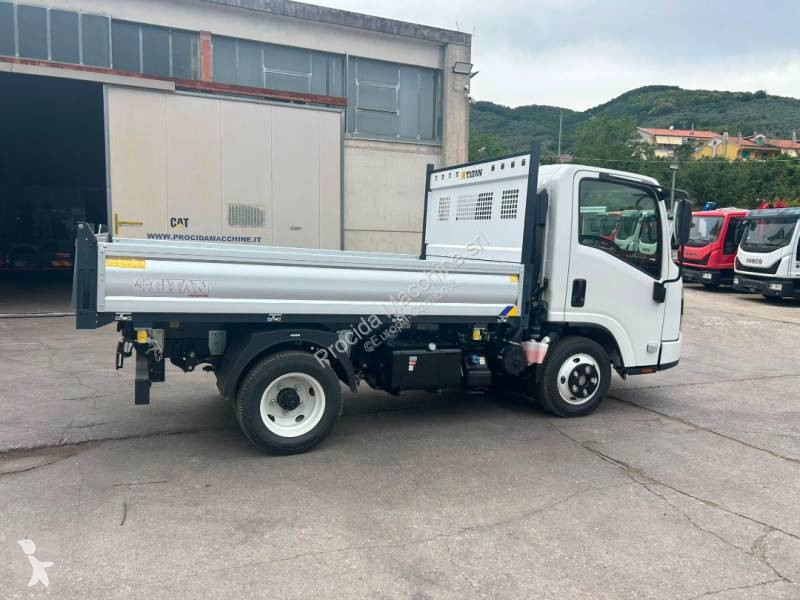 Kamion Isuzu
