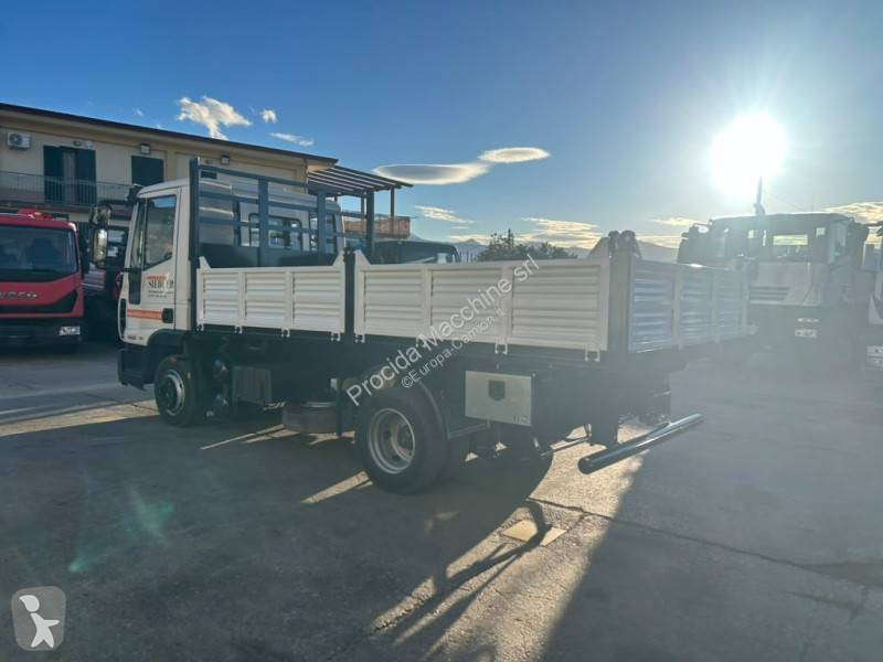 Kamion Iveco 80 E 22