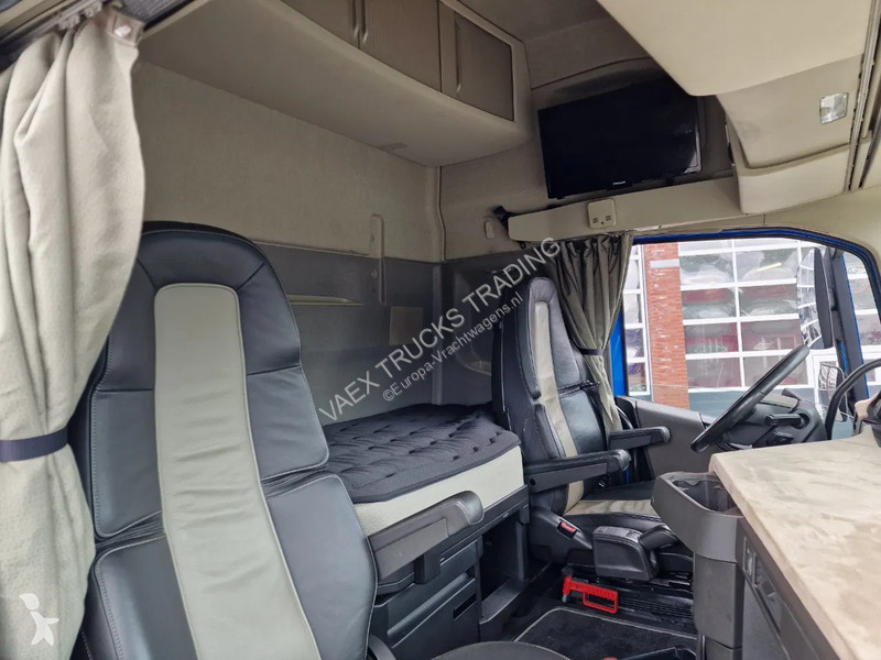 Kamion Volvo 13540 Globetrotter 6x4 - HMF 1920K...