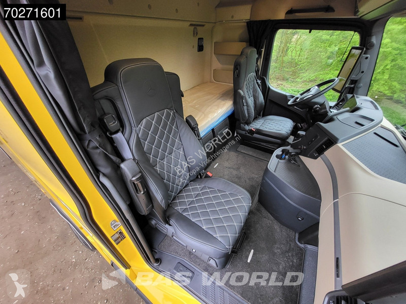 Camion Mercedes 4158 8X4 Miller Industries...