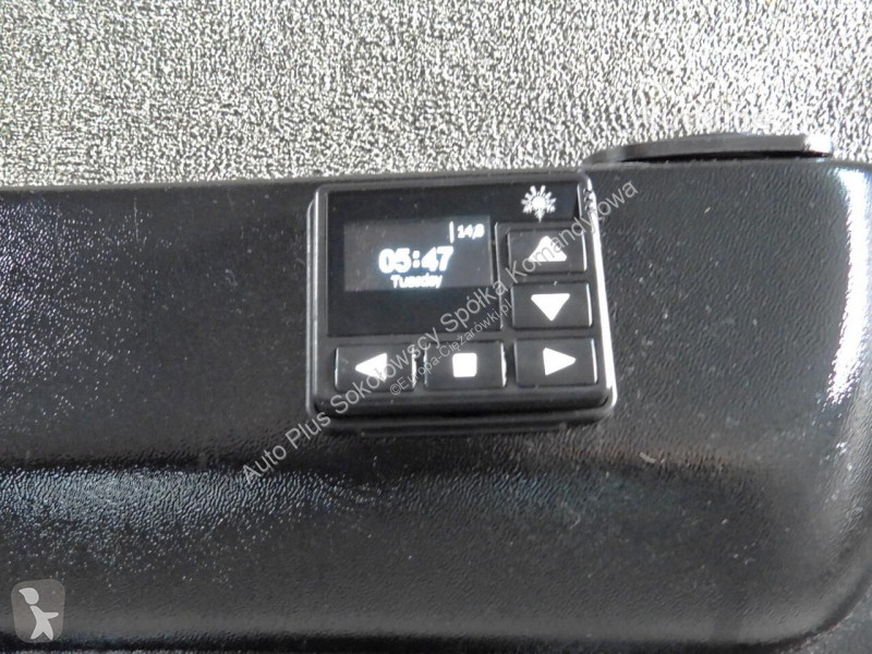 Véhicule utilitaire Iveco DAILY 35S18 PLANDEKA...