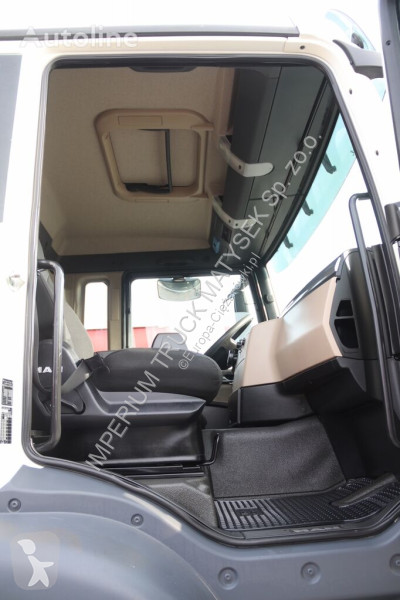 Vrachtwagen MAN TGS 26.460
