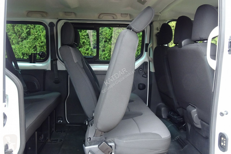 Véhicule utilitaire Renault TRAFIC L2H1 2.0dci...