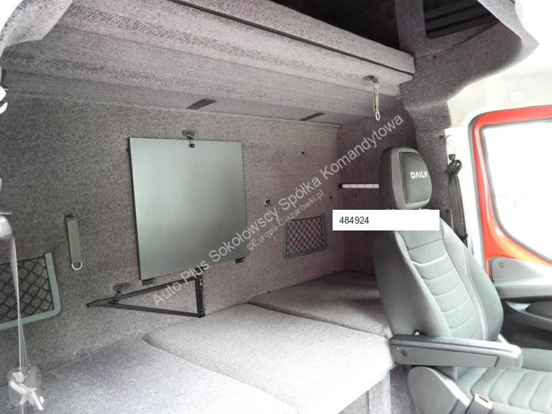 Véhicule utilitaire Iveco DAILY 35S21 PLANDEKA...