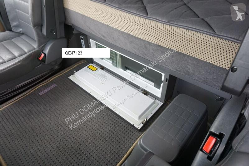 Kamion Volvo 85 + JIB J 1204.20