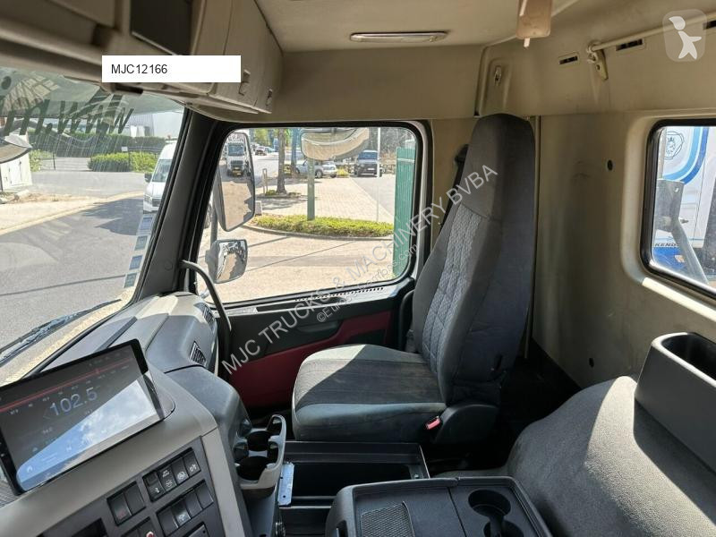 Vrachtwagen Volvo 420 6x4 AJK HOOKLIFT / HAAK...